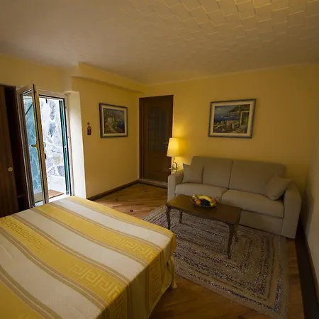 In Tracastello - Air Cond - Parking Not Included - Riomaggiore
