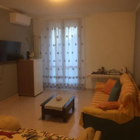 Gasthof In Tracastello - Air Cond - Parking Not Included - *