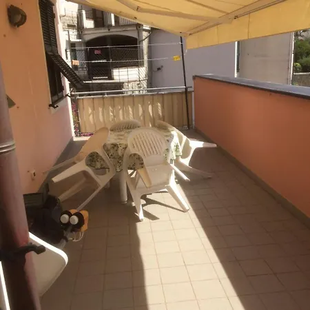 Gasthof In Tracastello - Air Cond - Parking Not Included - *