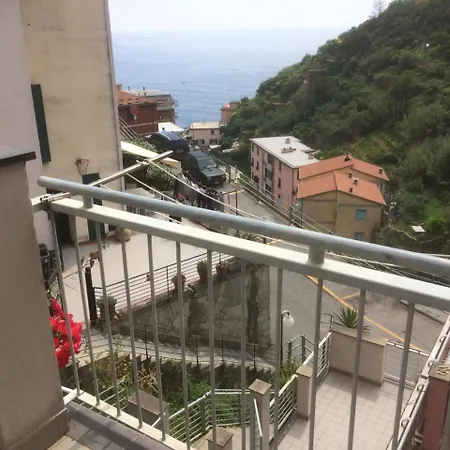 In Tracastello - Air Cond - Parking Not Included - * Riomaggiore